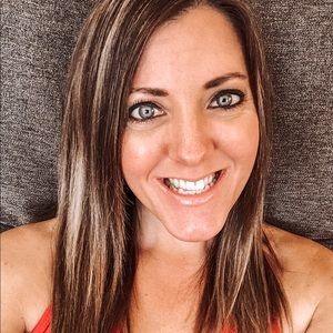 Meet your Posher, Janna